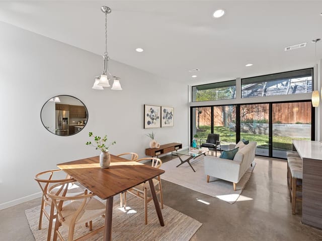 3524 Charlotte Rose Dr