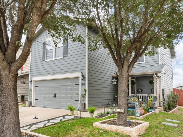 3529 Sand Dunes Ave
