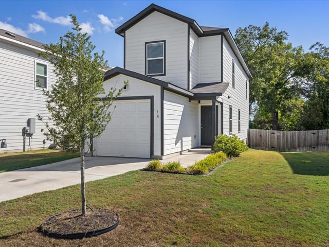 36 Trinity CIR
