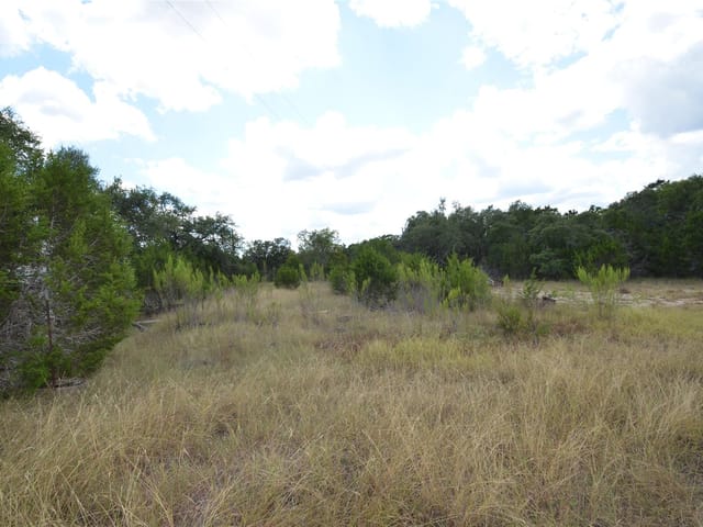 360 Jennifer Ln
