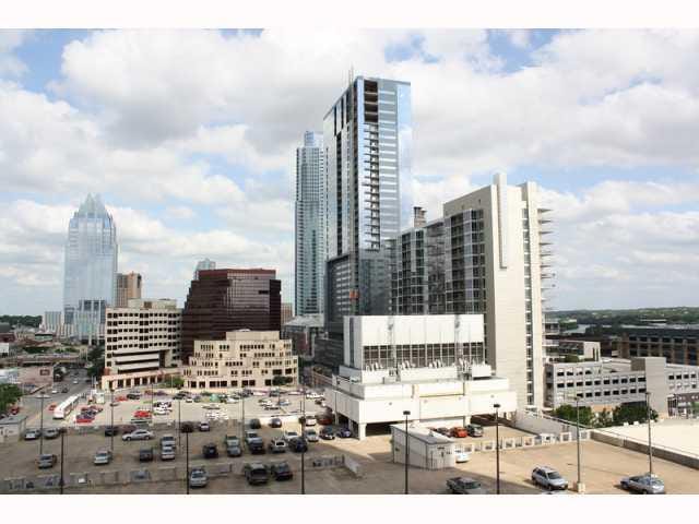 360 Nueces St Unit #1013