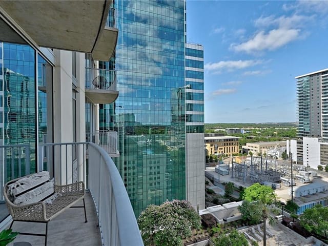 360 Nueces St Unit #1404