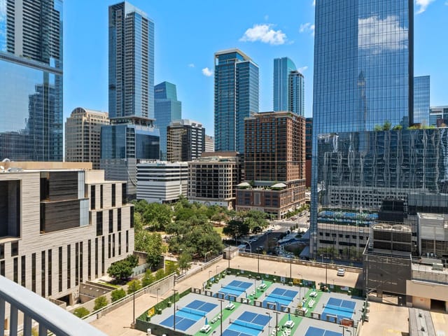 360 Nueces St Unit #1407