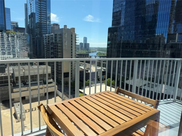 360 Nueces St Unit #1507