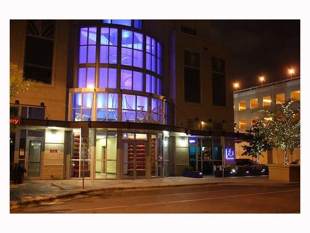 360 Nueces St Unit #1615