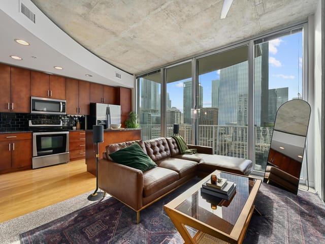 360 Nueces St Unit #1903