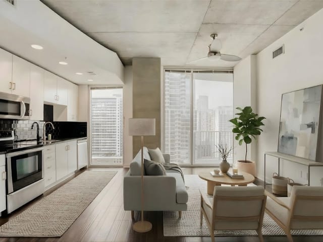 360 Nueces St Unit #2004