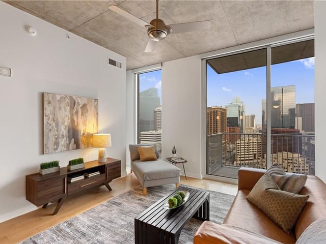 360 Nueces St Unit #2009
