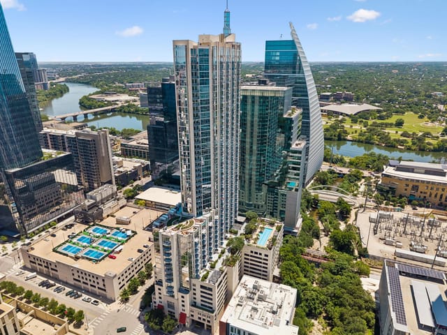 360 Nueces ST Unit #3106
