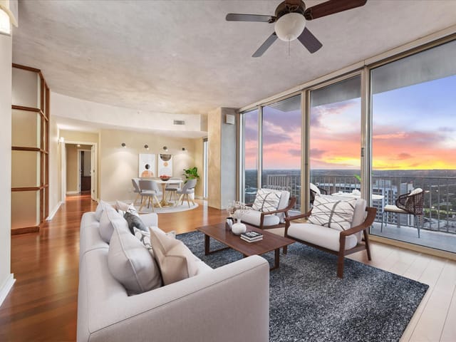 360 Nueces ST Unit #3504