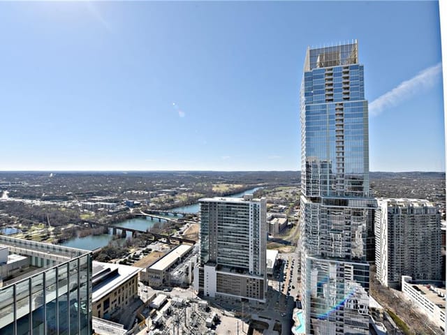 360 Nueces St Unit #4002