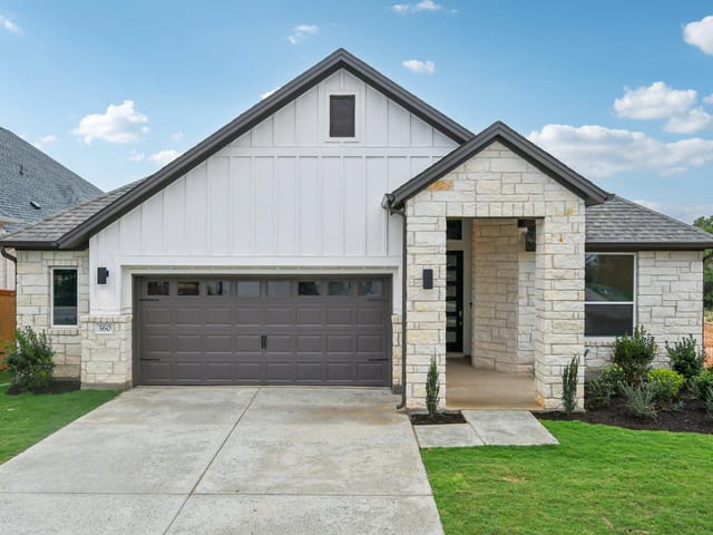 360 San Saba DR