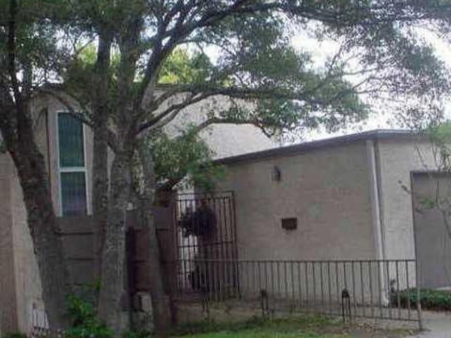 3600 Las Colinas Unit #E
