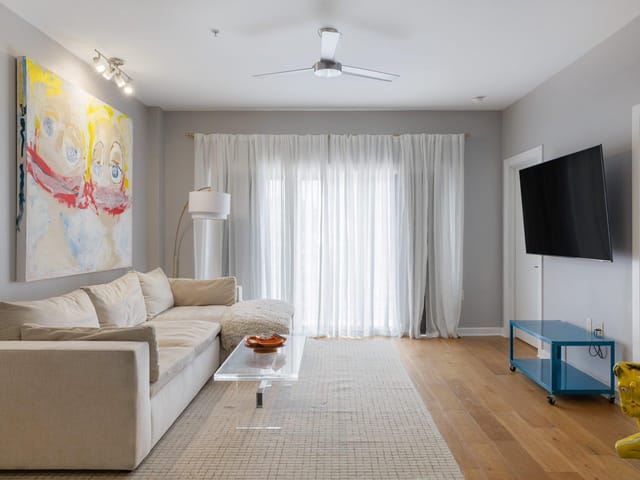 3600 S Lamar BLVD Unit #116