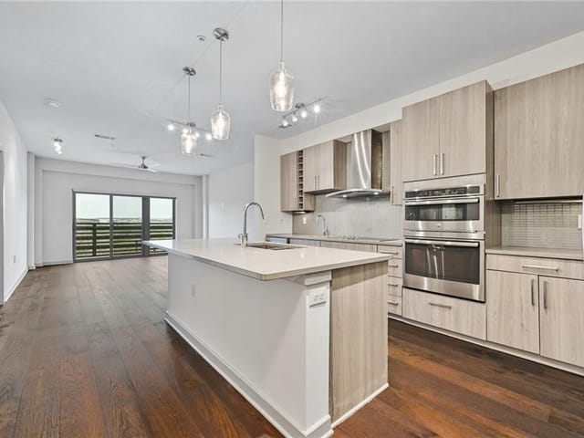 3600 S Lamar Blvd Unit #205