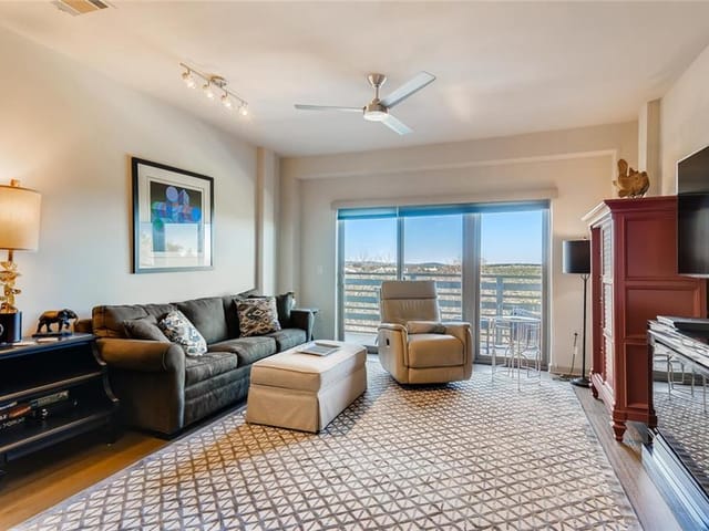 3600 S Lamar Blvd Unit #305