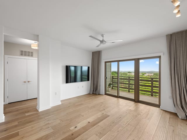 3600 S Lamar BLVD Unit #401