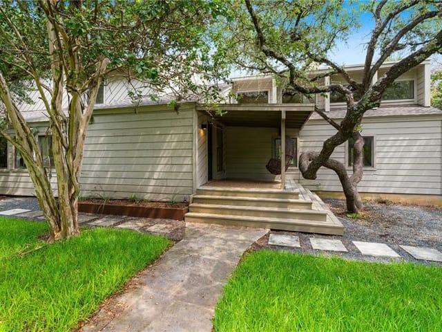 3601 Laurel Ledge Ln