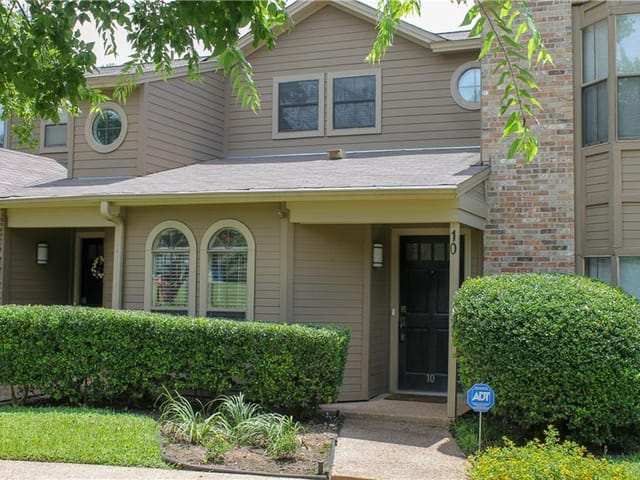 3601 LAWTON Ave Unit #10