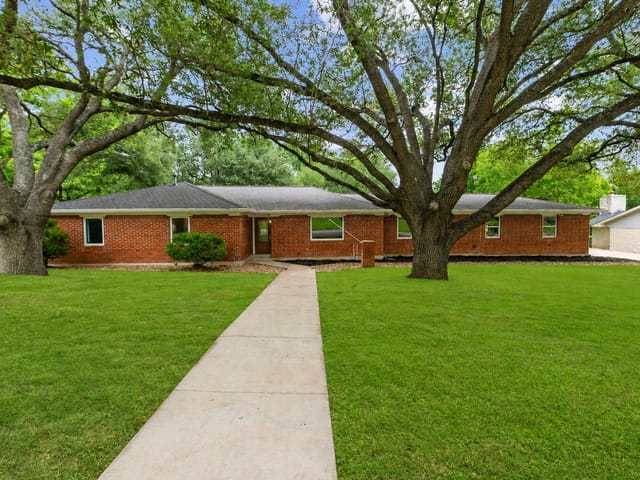 3604 Carla Dr