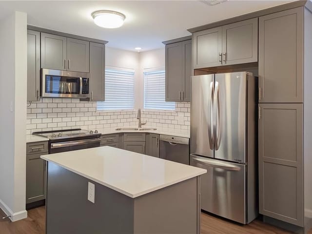 3604 Clawson RD Unit #206
