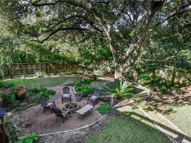 3604 Edgemont Dr
