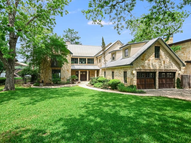 3604 Rivercrest DR