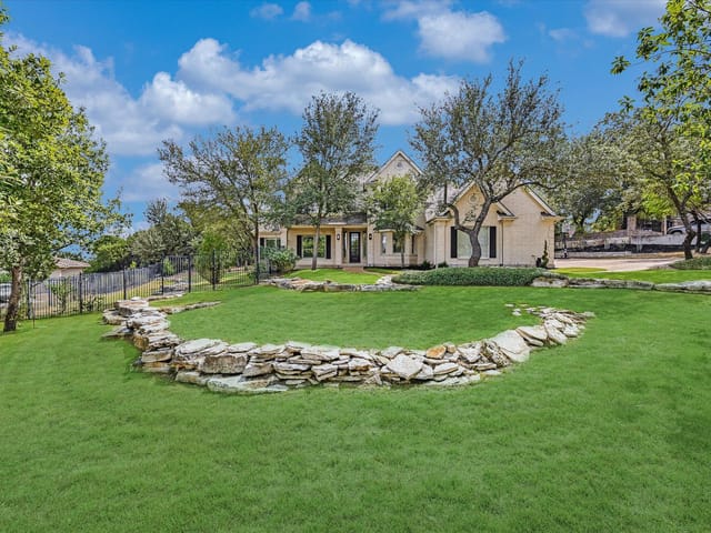 3604 Travis Country CIR