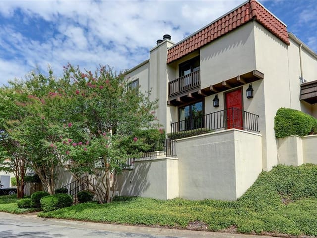 3605 Las Colinas Dr Unit #B
