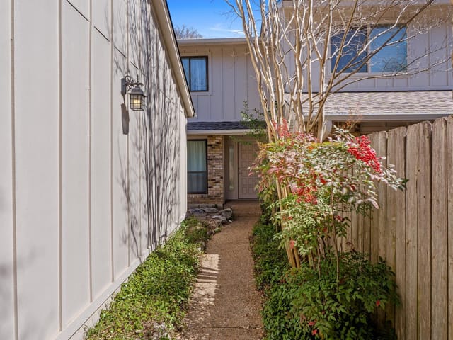3606 Branigan Ln