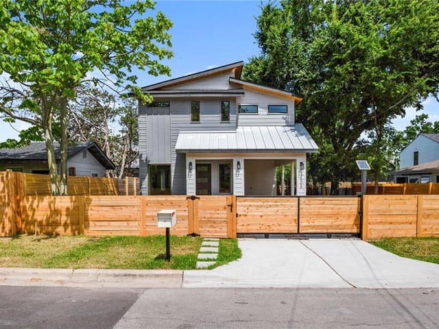 3606 Garden Villa Ln