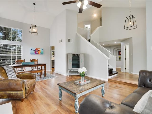 3606 Latimer Dr