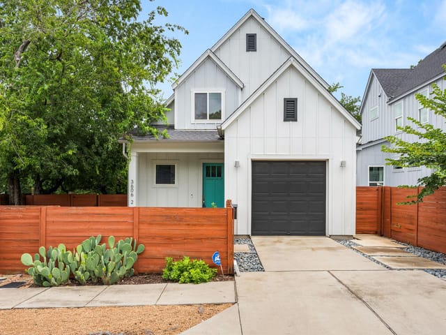 3606 Villa CT Unit #2