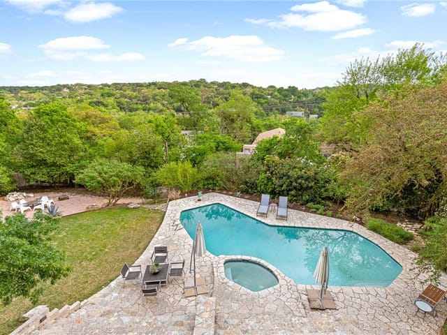 3607 Laurel Ledge Ln