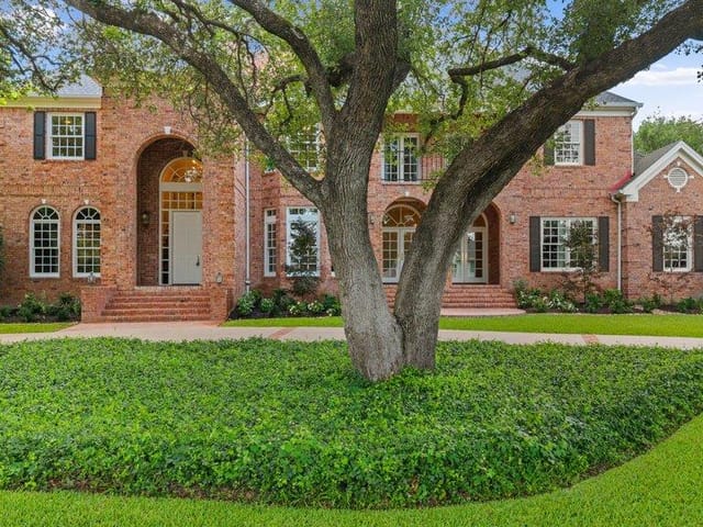 3608 Woodcutters WAY - front exterior - Luxury home in Forest At Westlake, Austin, TX