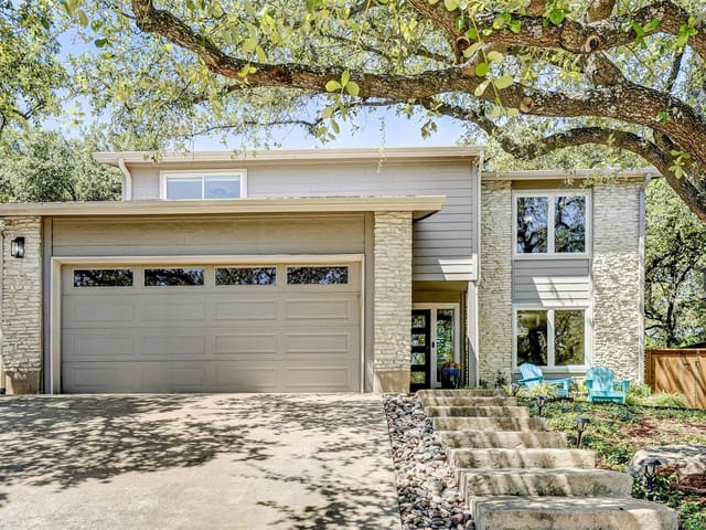 3610 Cima Serena Dr