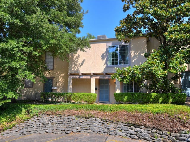3611 Las Colinas DR Unit #B