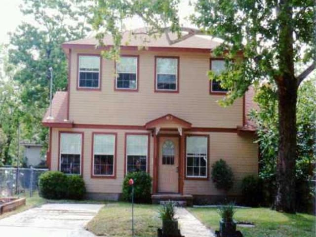 3613 LAWTON Ave