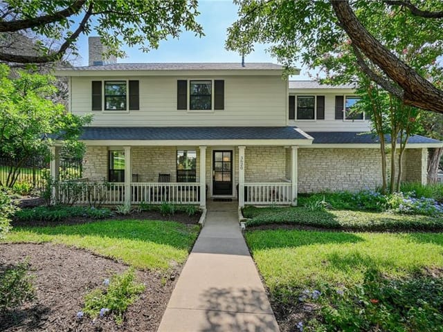 3620 Peregrine Falcon Dr