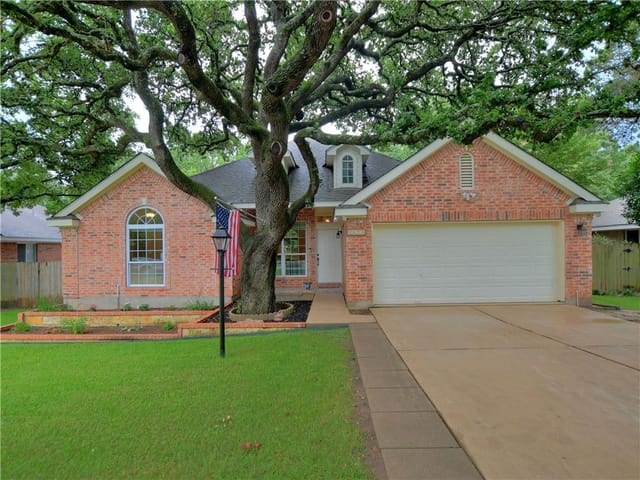 3621 Sawmill Dr