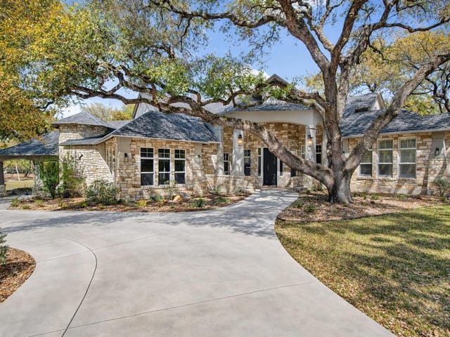3627 Stoneridge