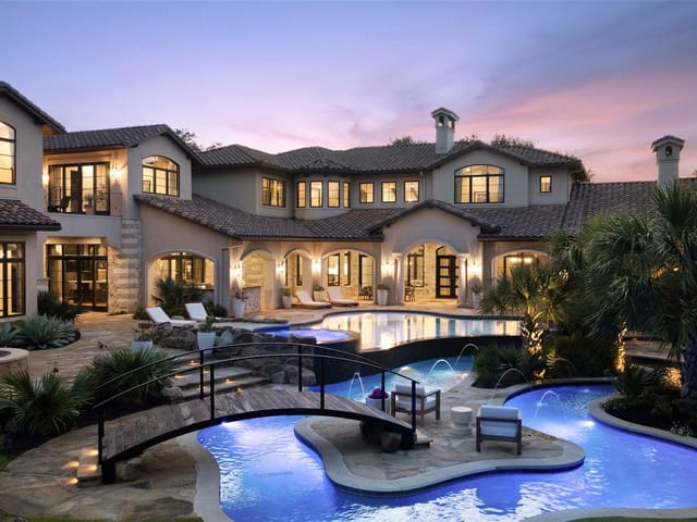 3667 Stoneridge Rd