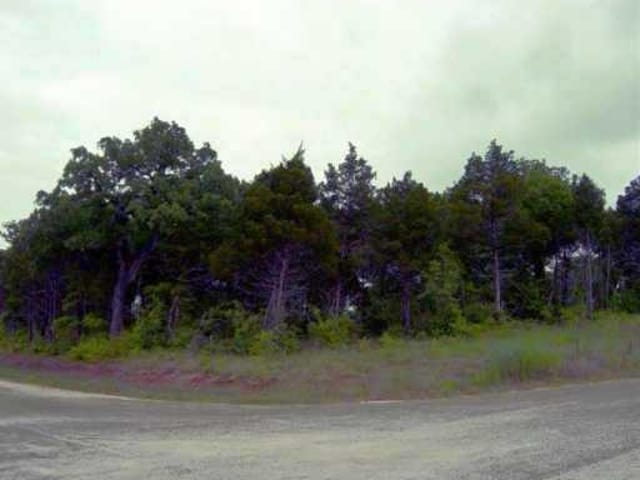 367 THE OAKS BLVD