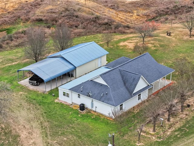 369 Young School House Rd