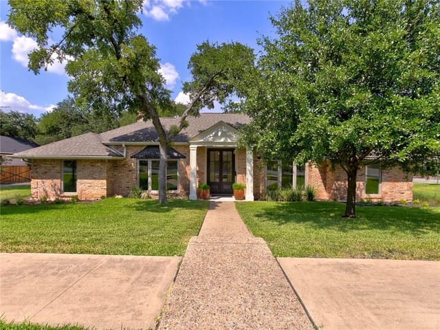 3700 Greystone Dr