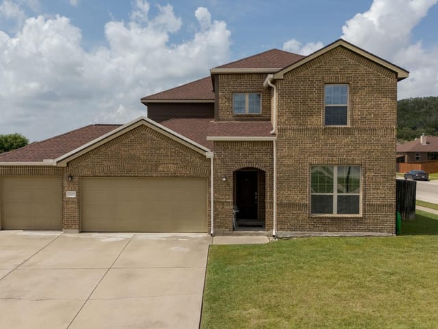 3700 Joyce Ln