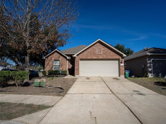 3701 Bronco Bend LOOP