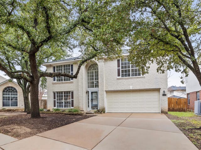 3704 Ecorio Ct