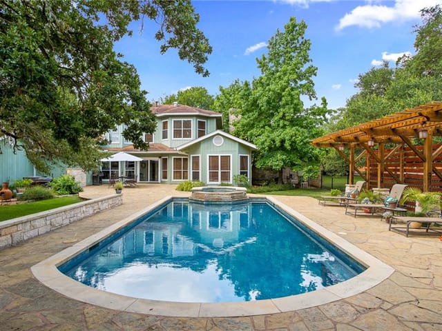 3704 Lost Oasis Holw