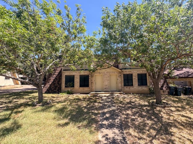 3705 Rocky Hollow TRL Unit #A&B